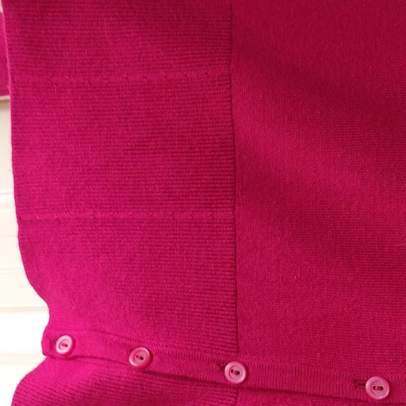 Pink Cleo Sweater, Size L - Picture 6 of 7